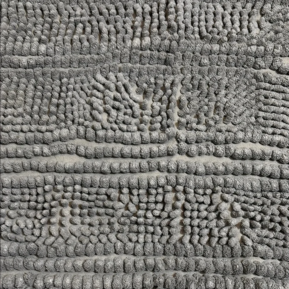 Gray Bath Mat Set